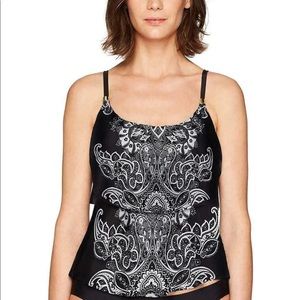 24th & Ocean Moroccan Paisley Swimsuit Top M Black NEW